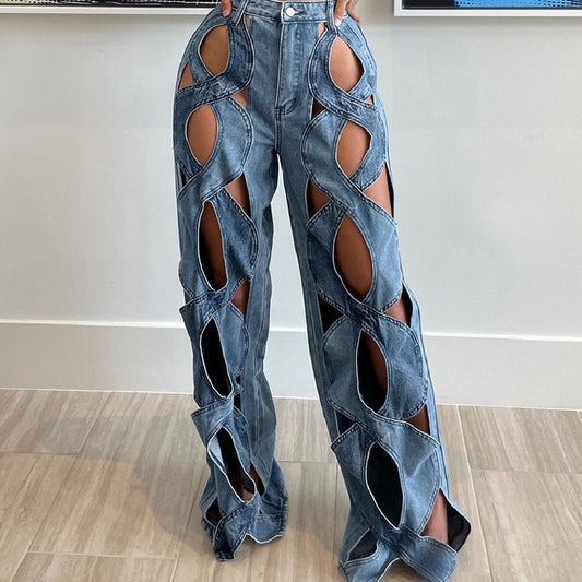 Cut- Out Love Twist Jeans-Edgy & Bold Stayle